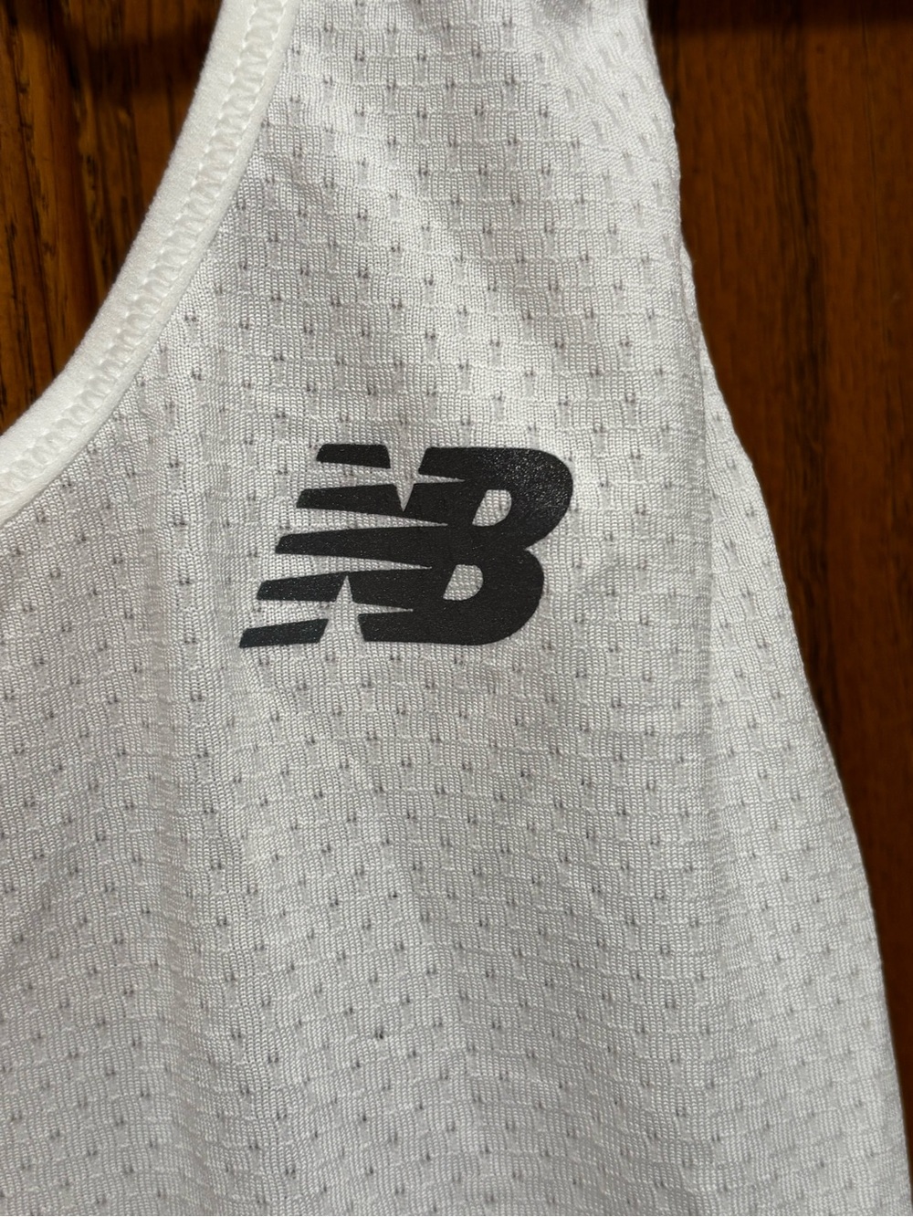 New Balance Flywheel Mesh Racerback Aerocore Running Tank Top White Sz L. NWT - Picture 2 of 12
